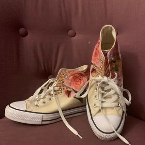 Stacked Rose Converse